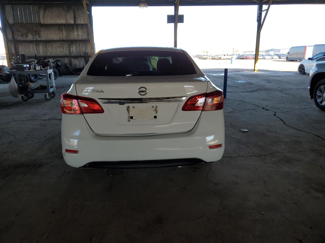 2018 Nissan Sentra S VIN: 3N1AB7AP5JY330777 Lot: 81902365