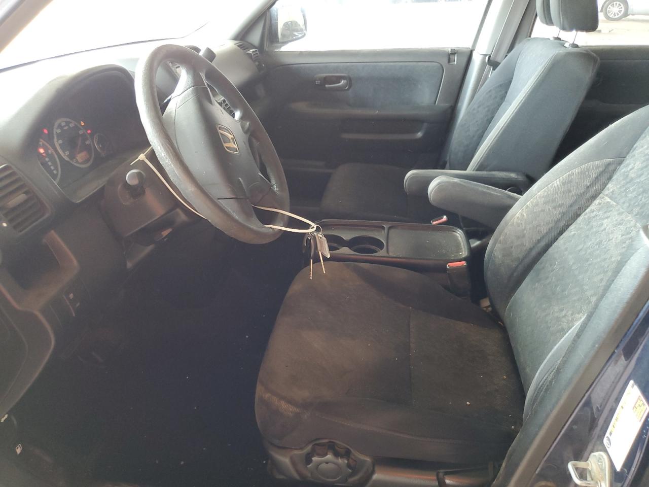 2005 Honda Cr-V Lx VIN: JHLRD68515C001889 Lot: 81699085