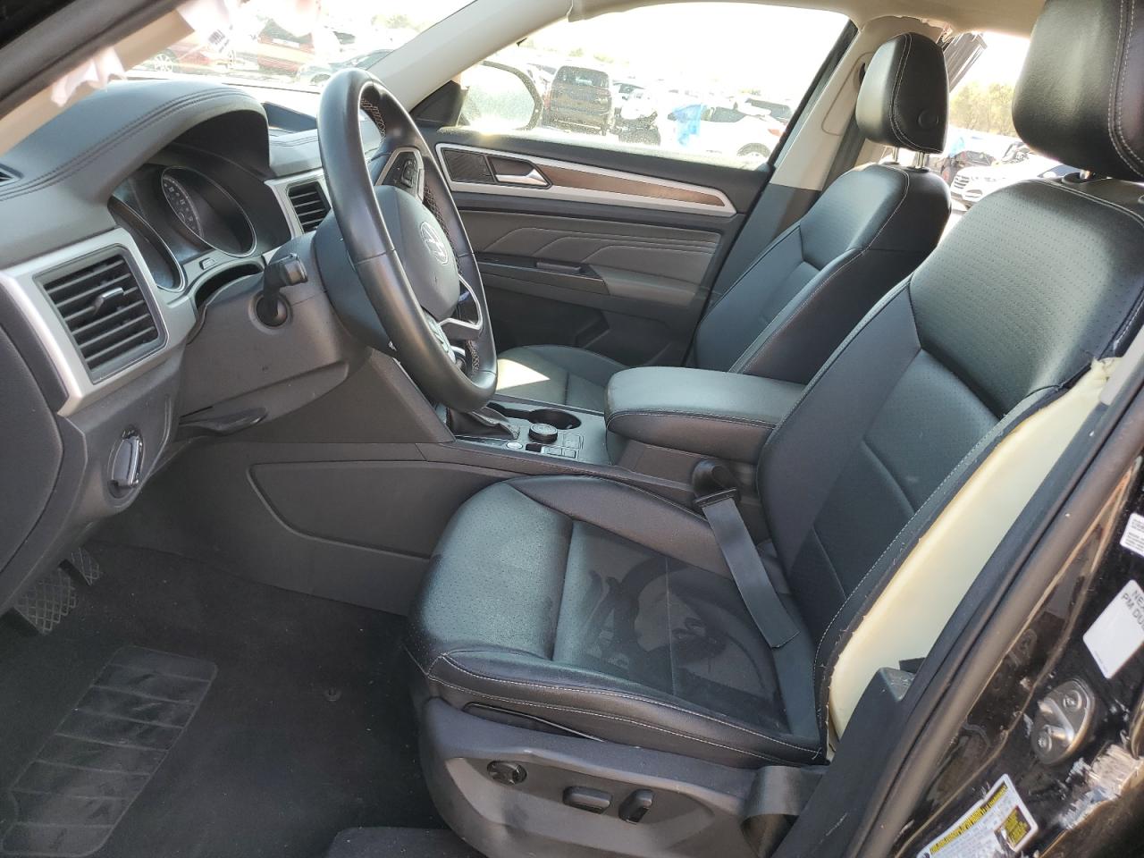 2021 Volkswagen Atlas Se VIN: 1V2HR2CA4MC547395 Lot: 84294575