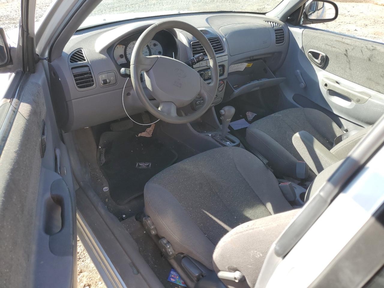 2001 Hyundai Accent Gs VIN: KMHCG35CX1U138406 Lot: 81693065