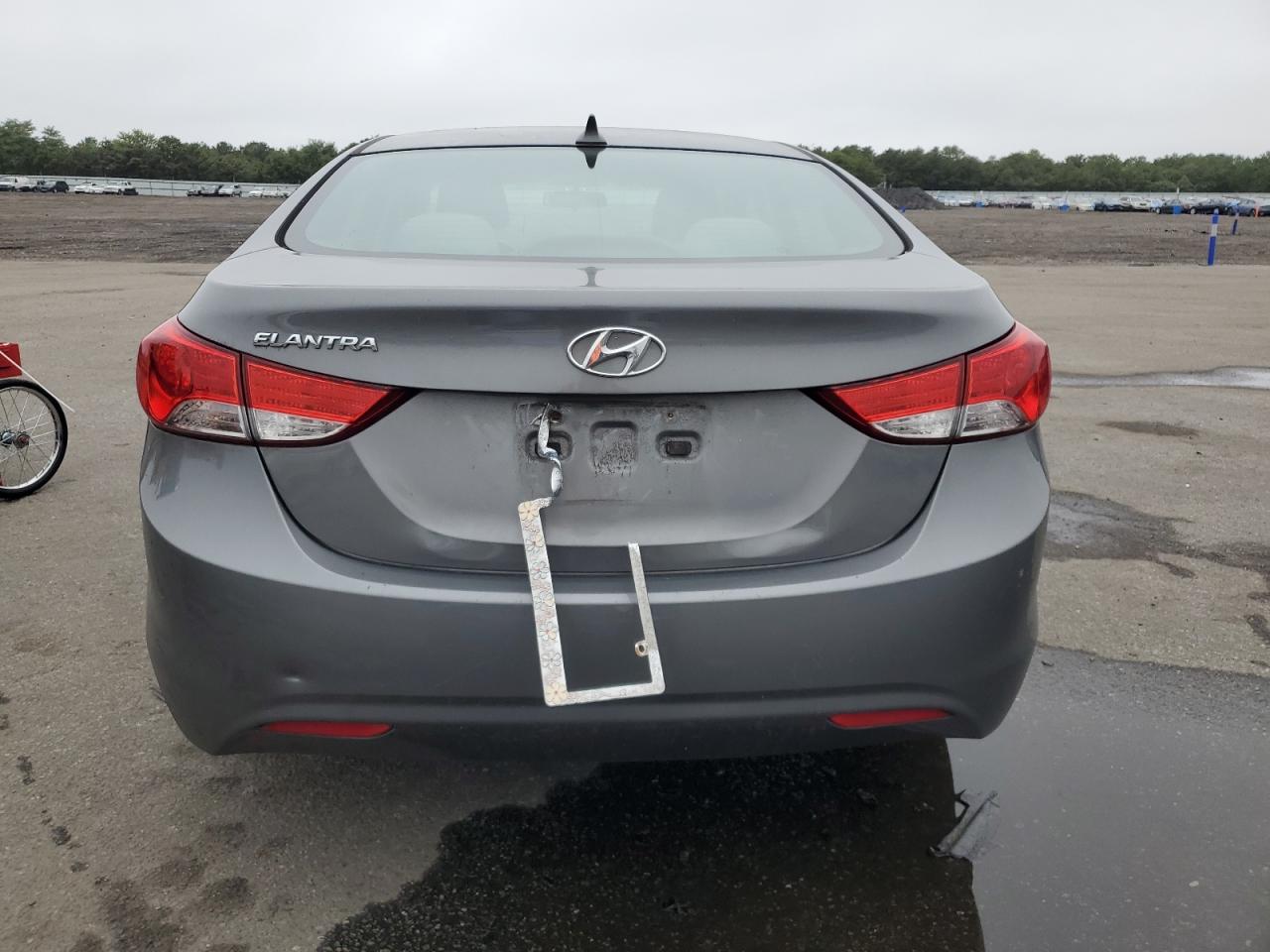 2013 Hyundai Elantra Gls VIN: 5NPDH4AE2DH215867 Lot: 84207855