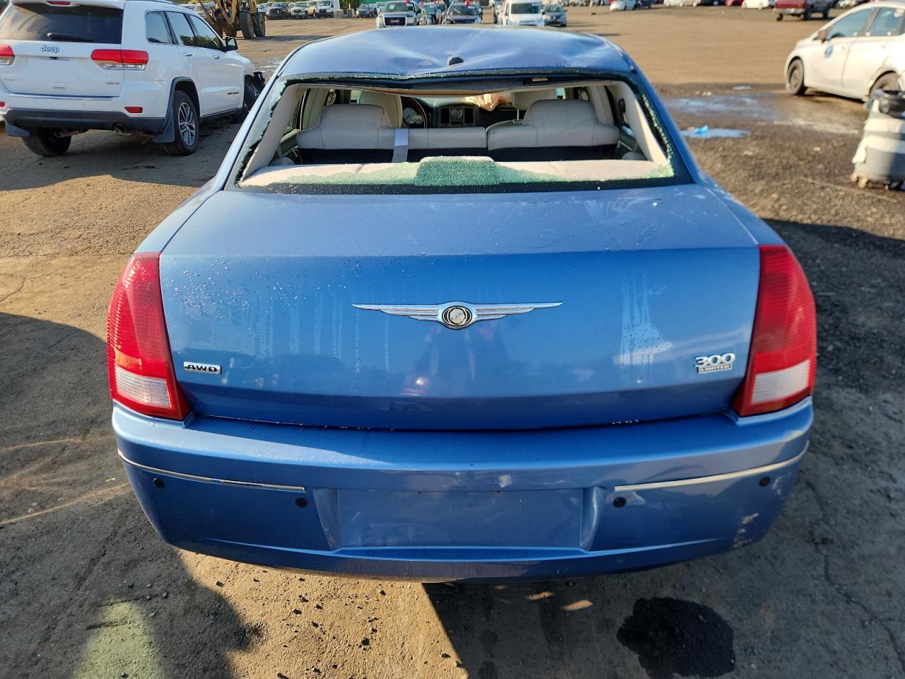 2007 Chrysler 300 Touring VIN: 2C3LK53G57H679111 Lot: 80065435