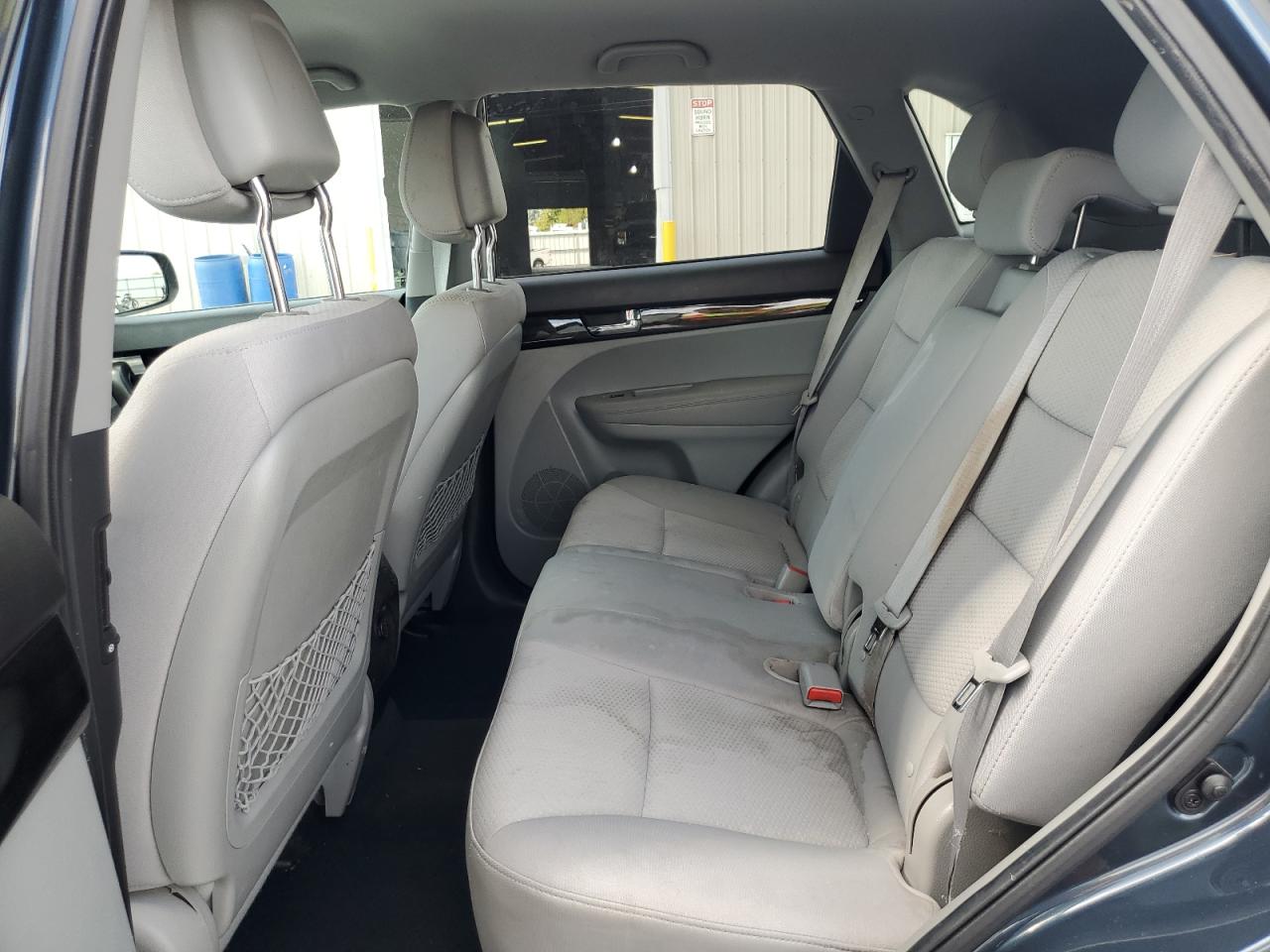 2011 Kia Sorento Base VIN: 5XYKT3A15BG051807 Lot: 80836605