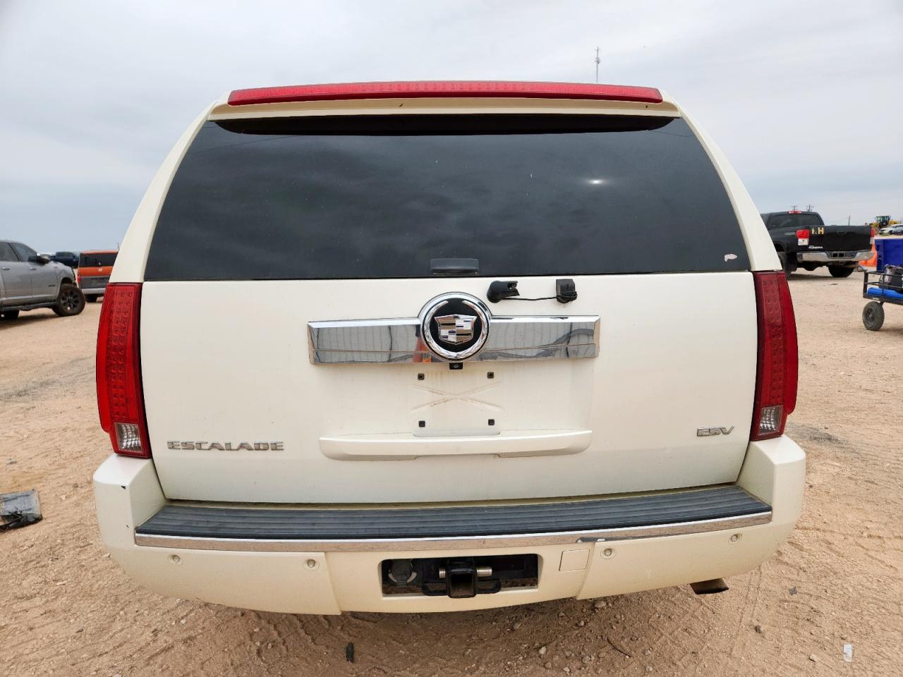 2007 Cadillac Escalade Esv VIN: 1GYFK66867R241324 Lot: 71746255