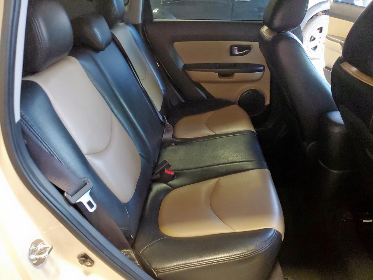 2013 Kia Soul + VIN: KNDJT2A60D7520805 Lot: 80638895