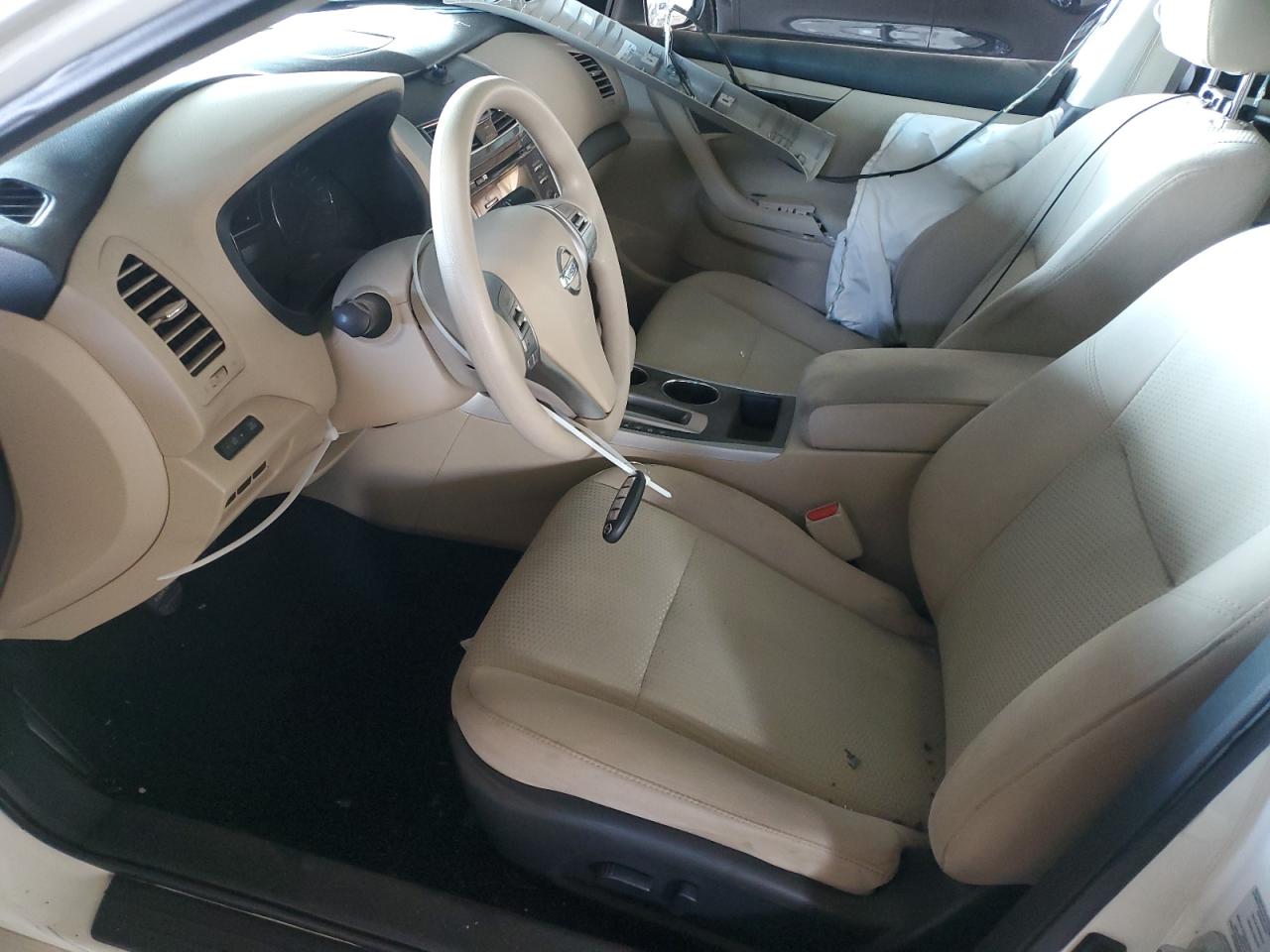 2015 Nissan Altima 2.5 VIN: 1N4AL3AP9FN373158 Lot: 80662115