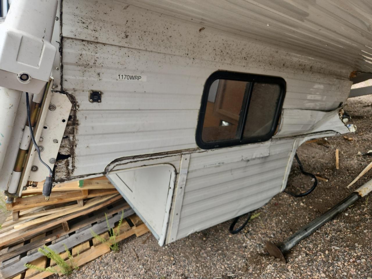 2004 Lancia Trvltrlr VIN: 153411 Lot: 71010255