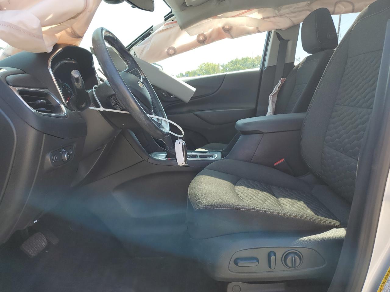 2020 Chevrolet Equinox Lt VIN: 3GNAXKEV0LS676422 Lot: 72073295