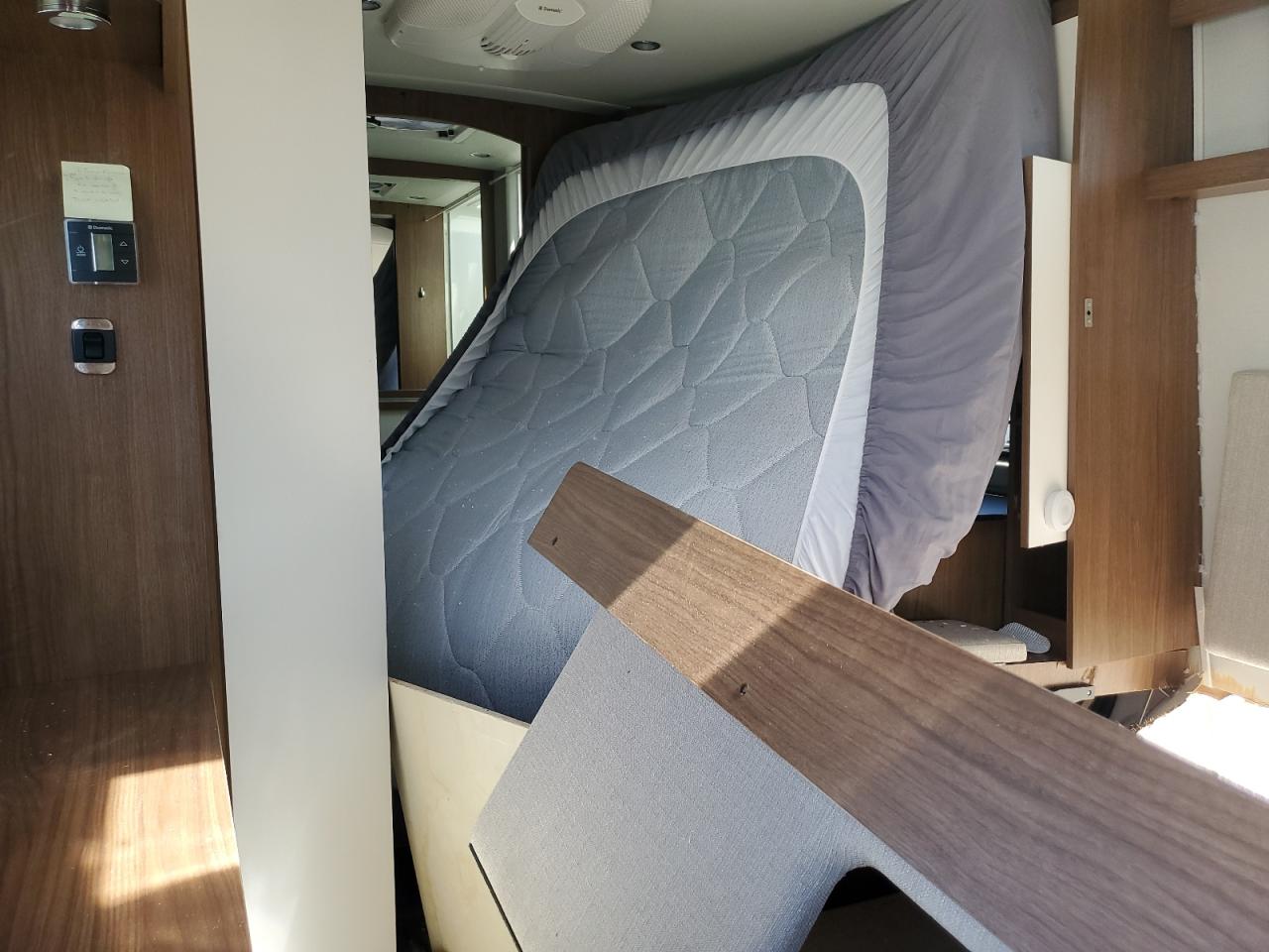 2017 Ford Transit T-350 Hd VIN: 1FDWS9PV3HKA15890 Lot: 81764275