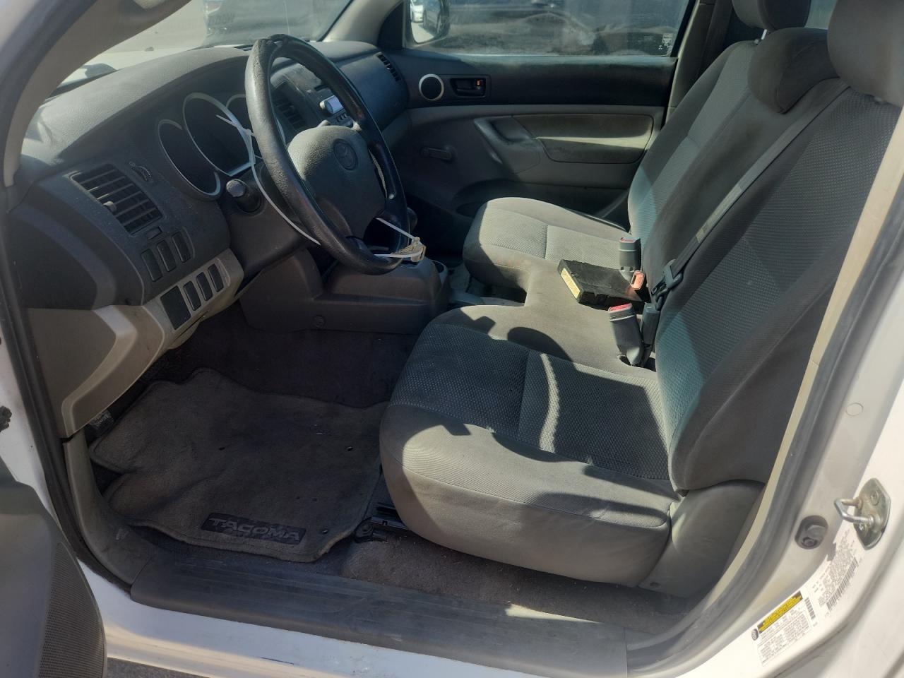 2005 Toyota Tacoma VIN: 5TENX22N15Z099263 Lot: 83842835