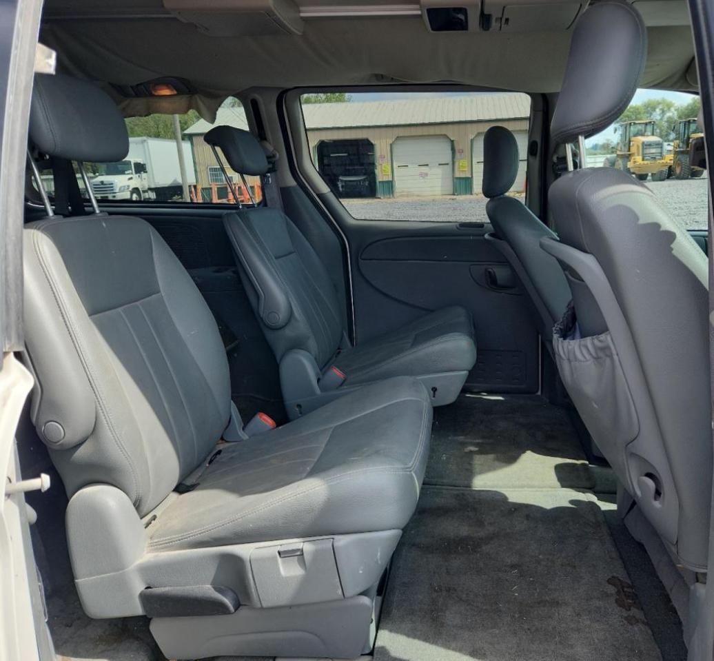 2007 Dodge Grand Caravan Sxt VIN: 2D4GP44L27R284367 Lot: 83758275