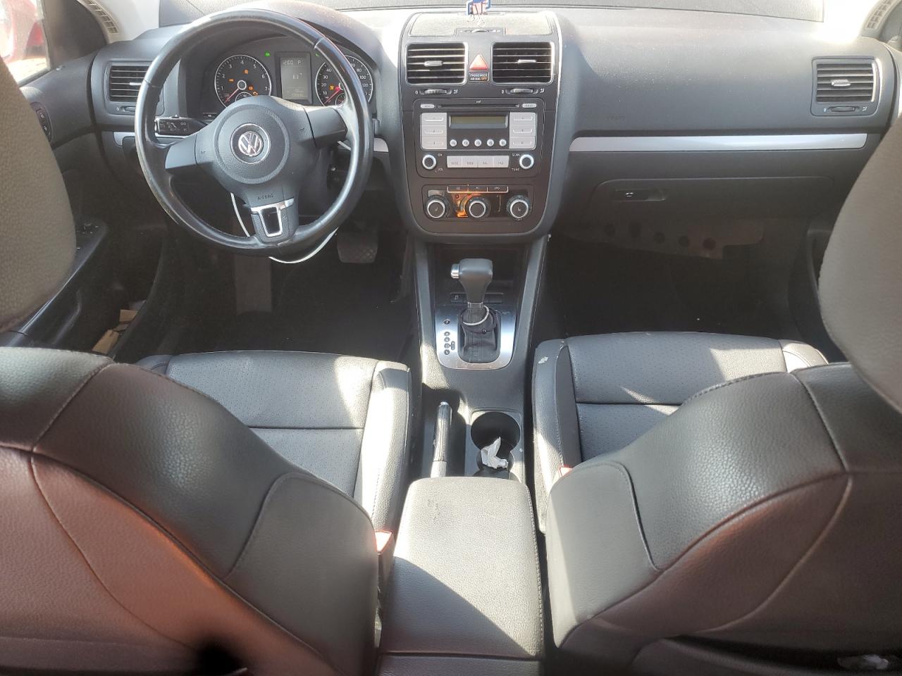 2010 Volkswagen Jetta Limited VIN: 3VWAX7AJ5AM117133 Lot: 82047975