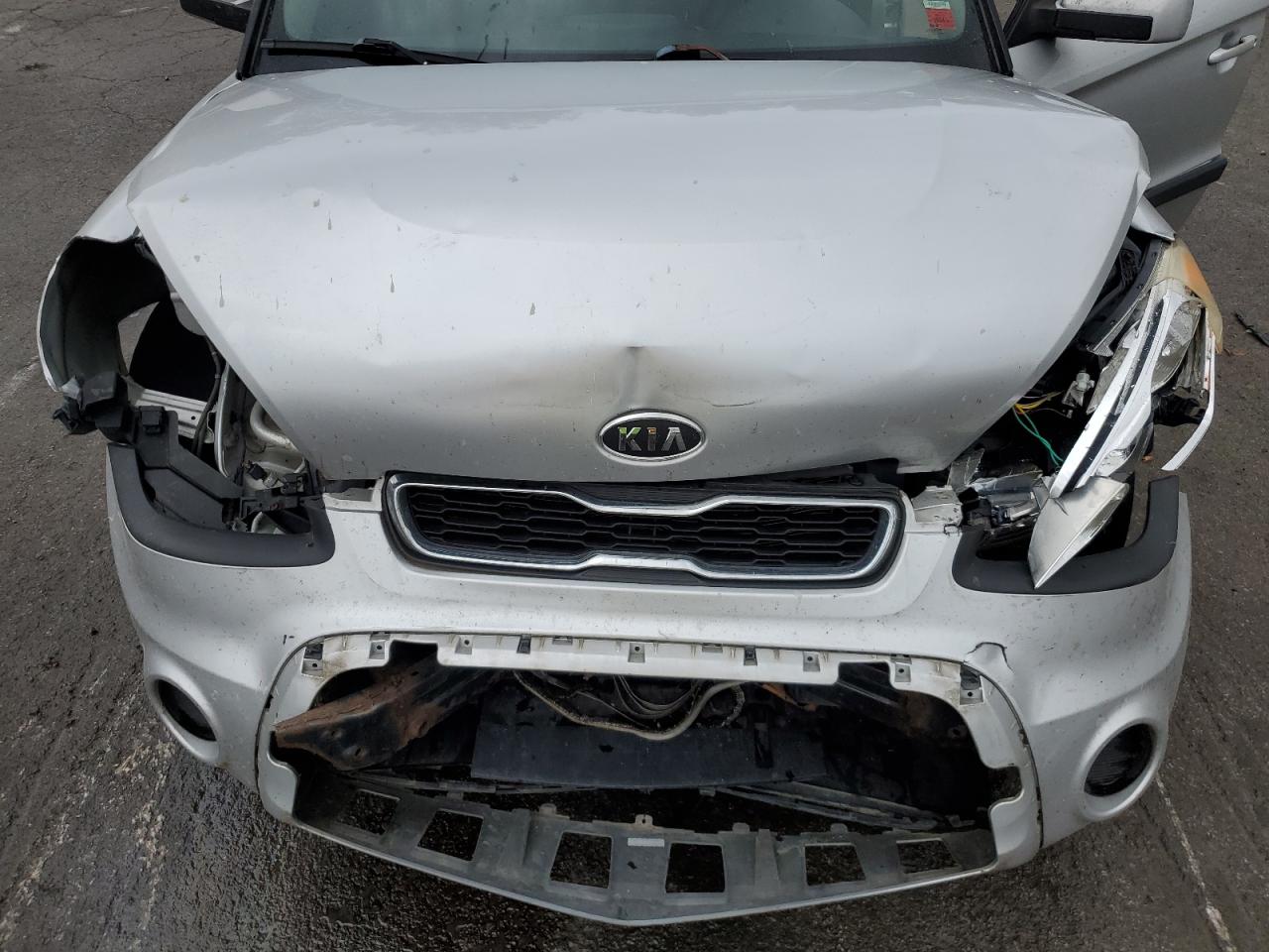 2012 Kia Soul VIN: KNDJT2A50C7457131 Lot: 83823285