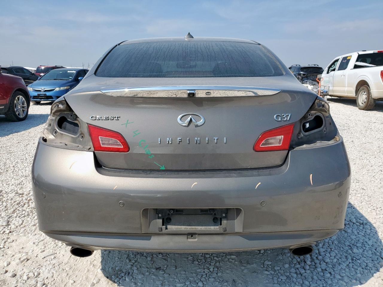 2011 Infiniti G37 Base VIN: JN1CV6AP2BM502083 Lot: 81121435