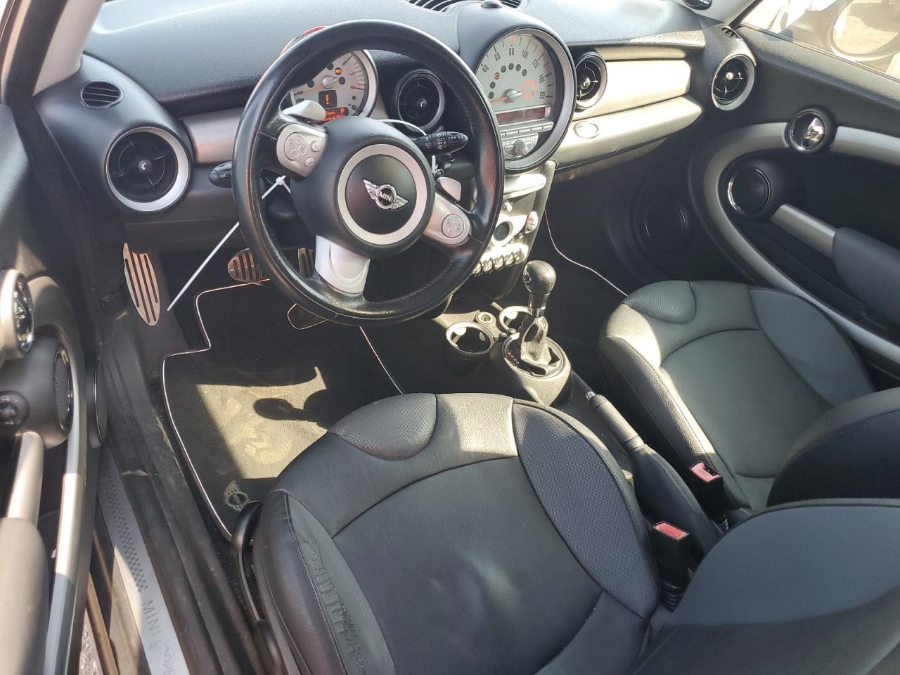 2010 Mini Cooper S Clubman VIN: WMWMM3C52ATP94060 Lot: 81118885