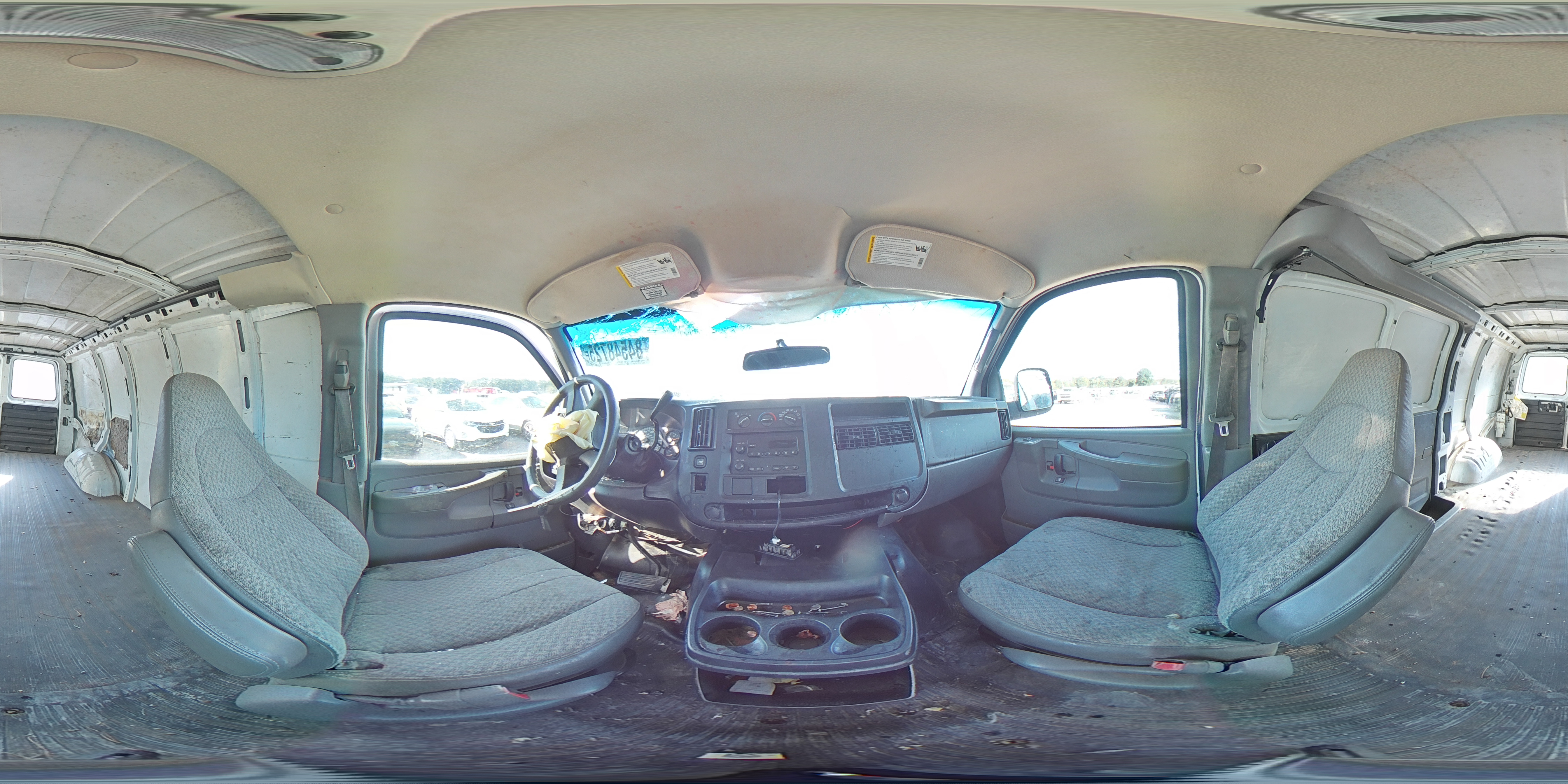 2006 Chevrolet Express G1500 VIN: 1GCFG15T261145400 Lot: 84548725