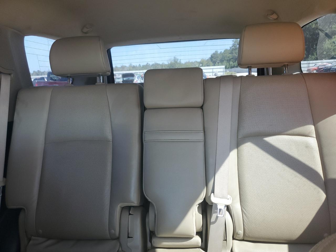 2019 Toyota 4Runner Sr5/Sr5 Premium VIN: JTEBU5JR0K5648978 Lot: 81232175