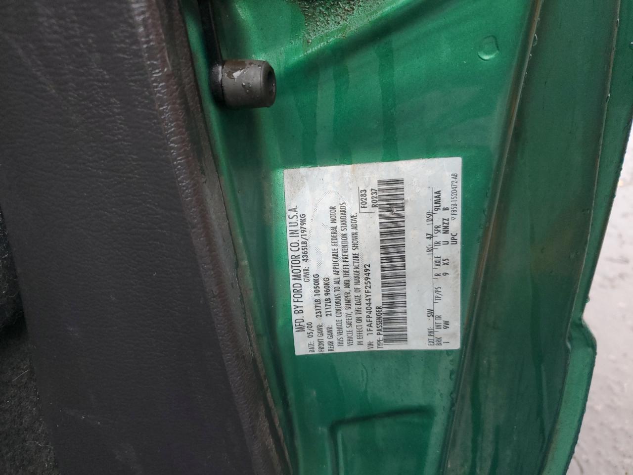 2000 Ford Mustang VIN: 1FAFP4044YF259492 Lot: 83942195