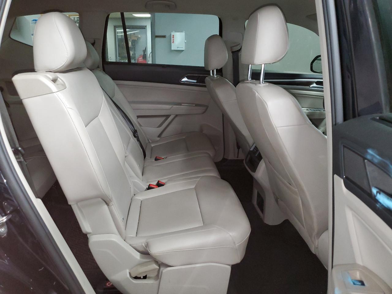 2018 Volkswagen Atlas Se VIN: 1V2LR2CA2JC588856 Lot: 81324155