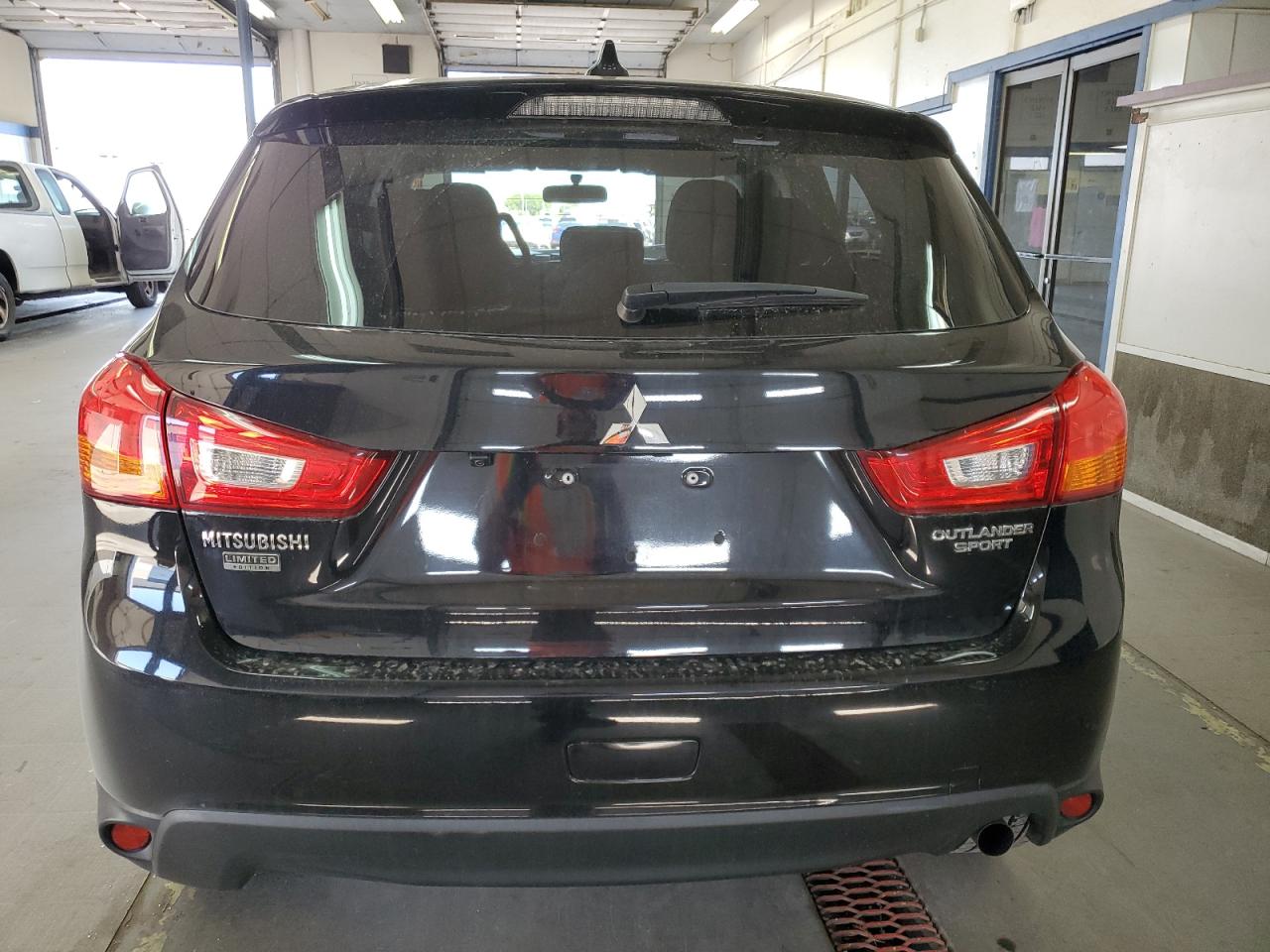 2017 Mitsubishi Outlander Sport Es VIN: JA4AP3AU9HZ050254 Lot: 81150165