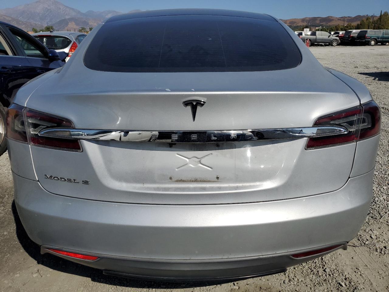 2013 Tesla Model S VIN: 5YJSA1CG6DFP04683 Lot: 80839615
