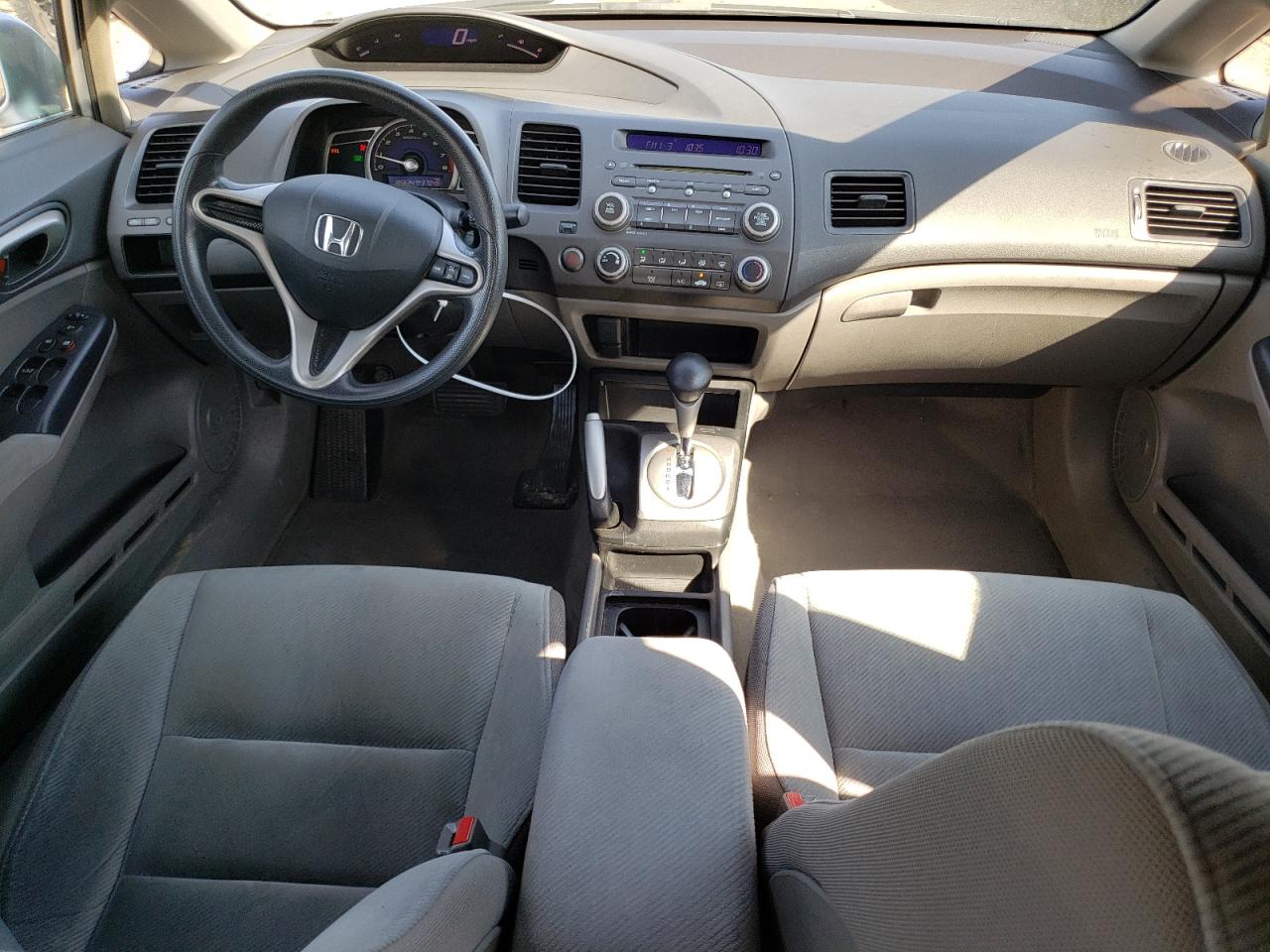 2010 Honda Civic Lx VIN: 19XFA1F55AE030989 Lot: 81596015