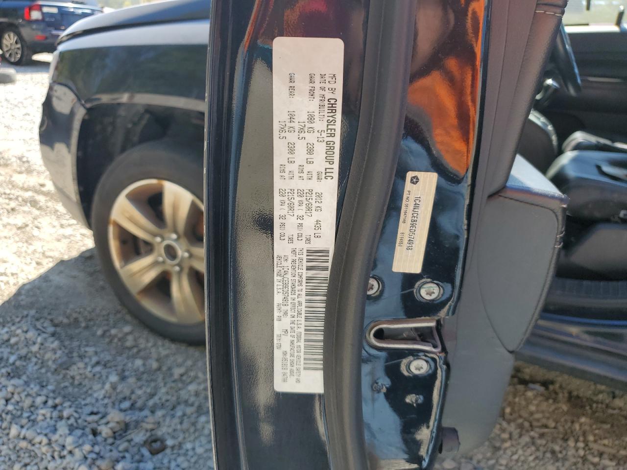 2014 Jeep Compass Latitude VIN: 1C4NJCEB9ED574918 Lot: 72080355