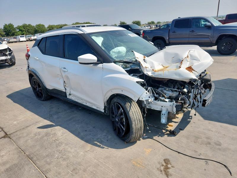  NISSAN KICKS 2024 Biały
