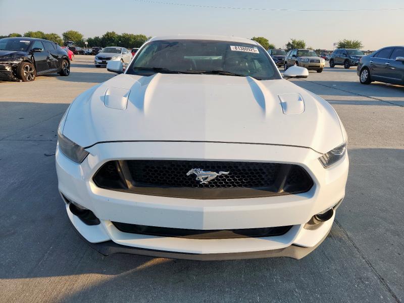 FORD MUSTANG 2016 Biały