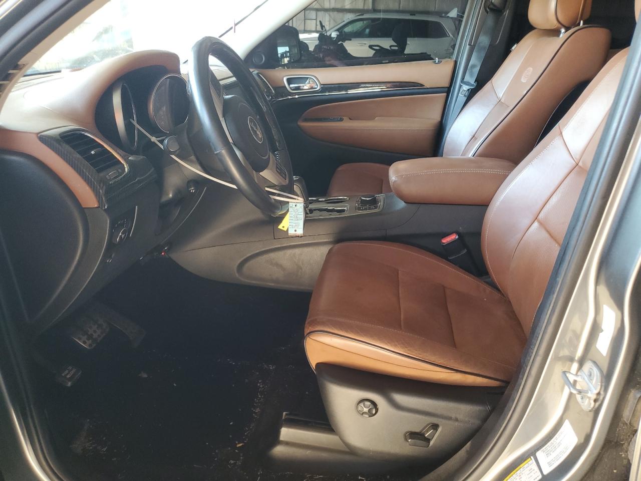 2013 Jeep Grand Cherokee Overland VIN: 1C4RJFCT2DC557817 Lot: 81914305