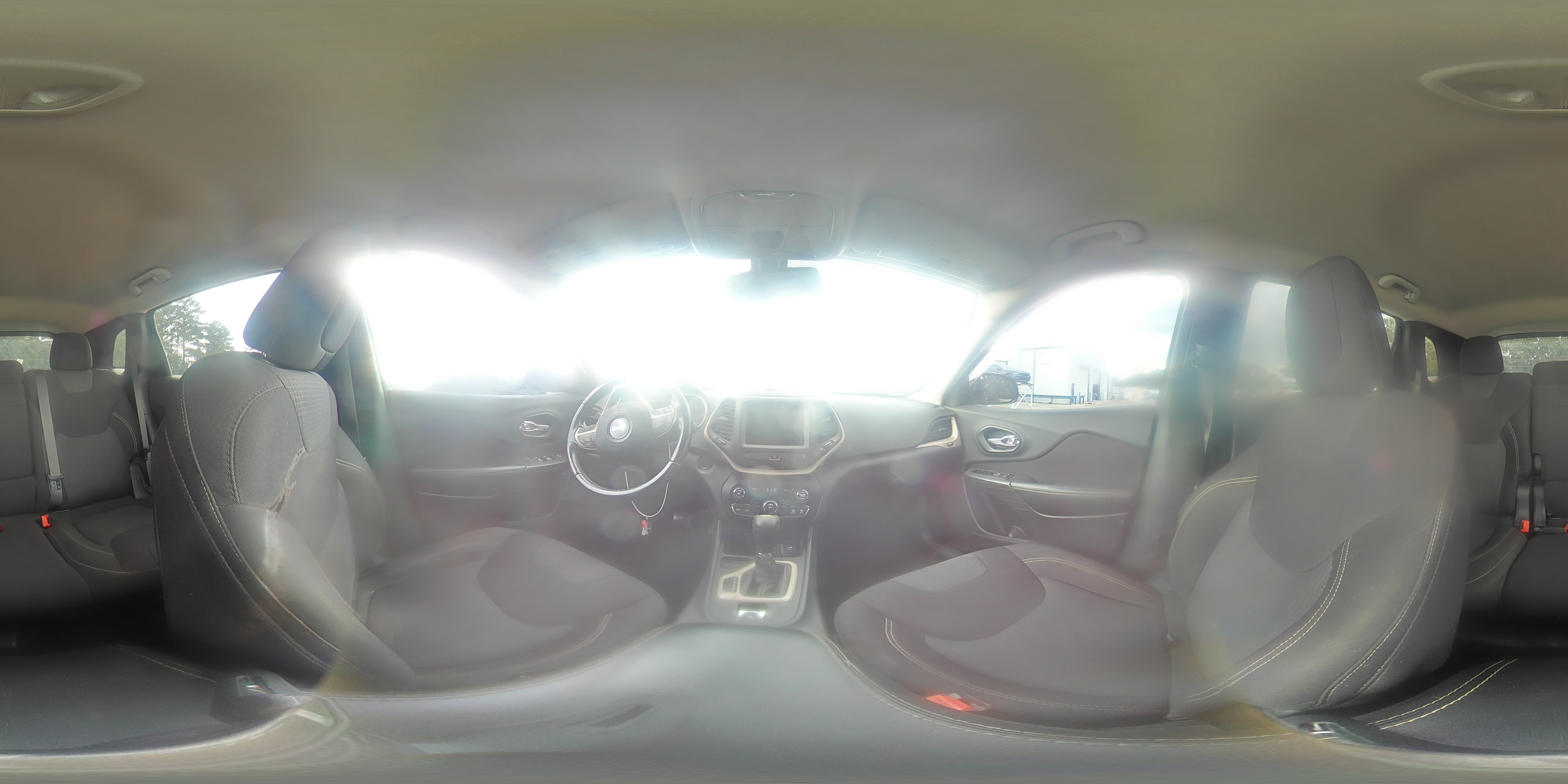 2015 Jeep Cherokee Latitude VIN: 1C4PJLCS6FW670846 Lot: 83973955