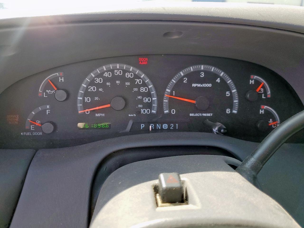 2001 Ford F150 VIN: 1FTRX17W21KC65933 Lot: 81681005