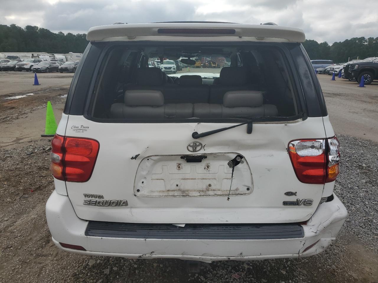 2001 Toyota Sequoia Limited VIN: 5TDZT38A51S011717 Lot: 81819285
