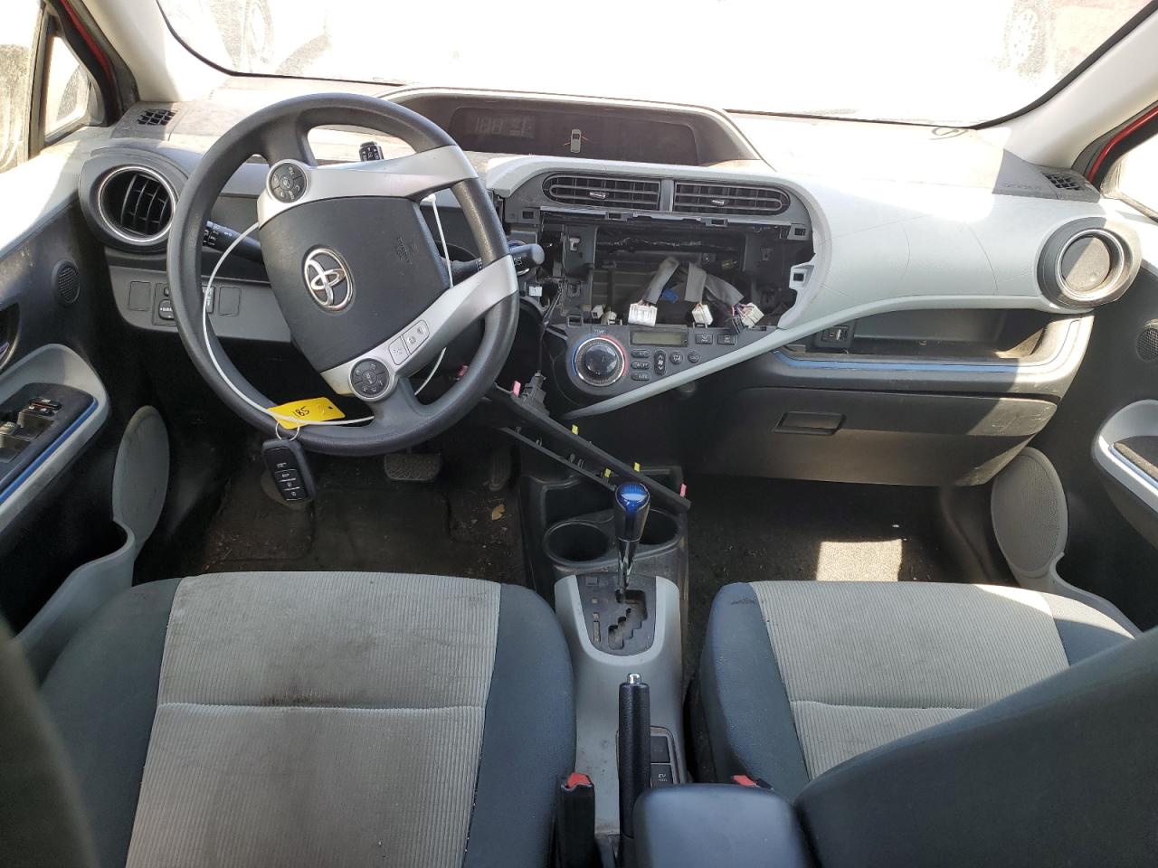 2012 Toyota Prius C VIN: JTDKDTB30C1002576 Lot: 70869035