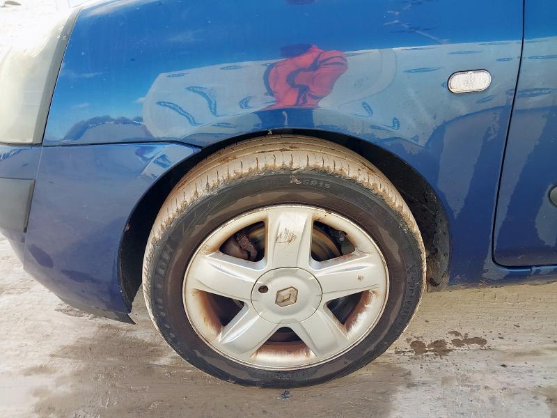 2002 RENAULT CLIO DYNAMIQUE 16V 