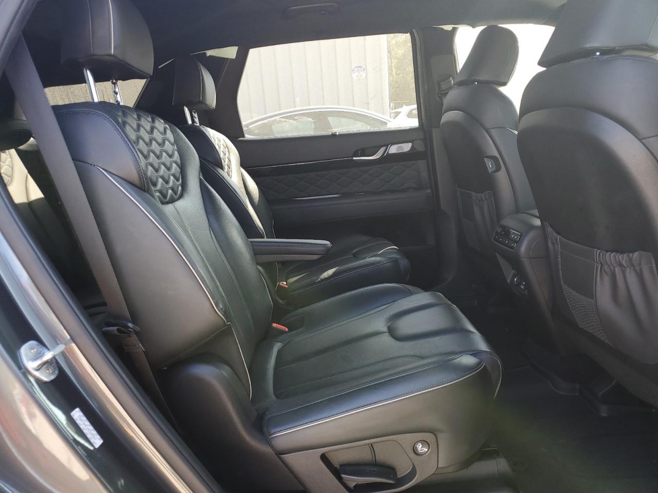 2022 Hyundai Palisade Calligraphy VIN: KM8R7DHE1NU336651 Lot: 81015785