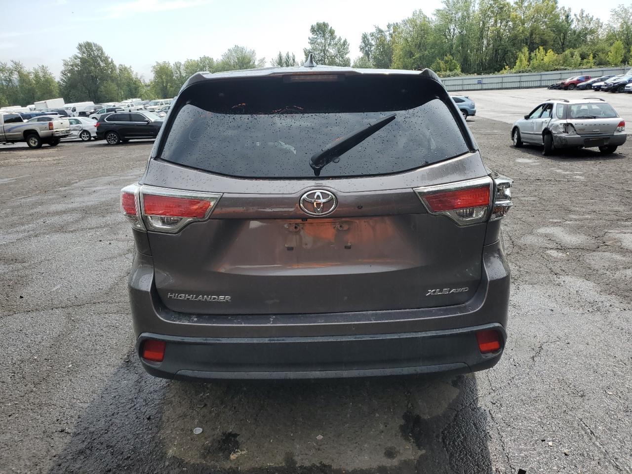 2014 Toyota Highlander Xle VIN: 5TDJKRFH3ES005309 Lot: 71716555