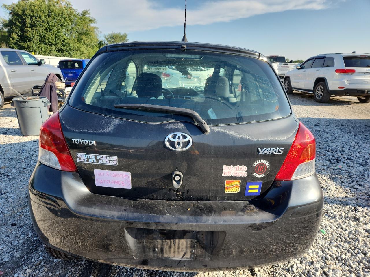 2009 Toyota Yaris VIN: JTDJT903795258297 Lot: 70955035