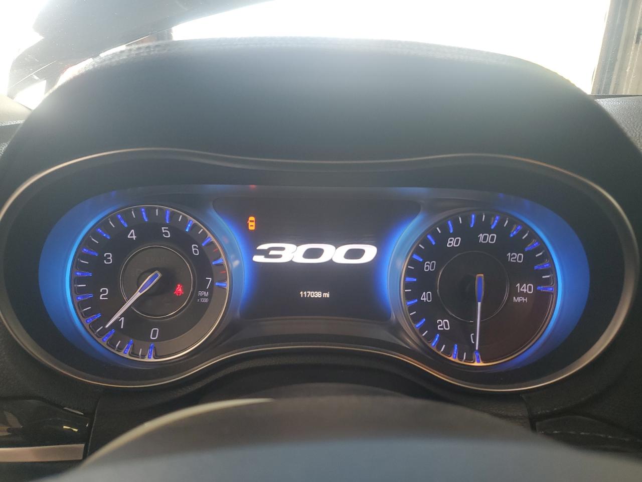 2015 Chrysler 300C VIN: 2C3CCAKG3FH760694 Lot: 81823185