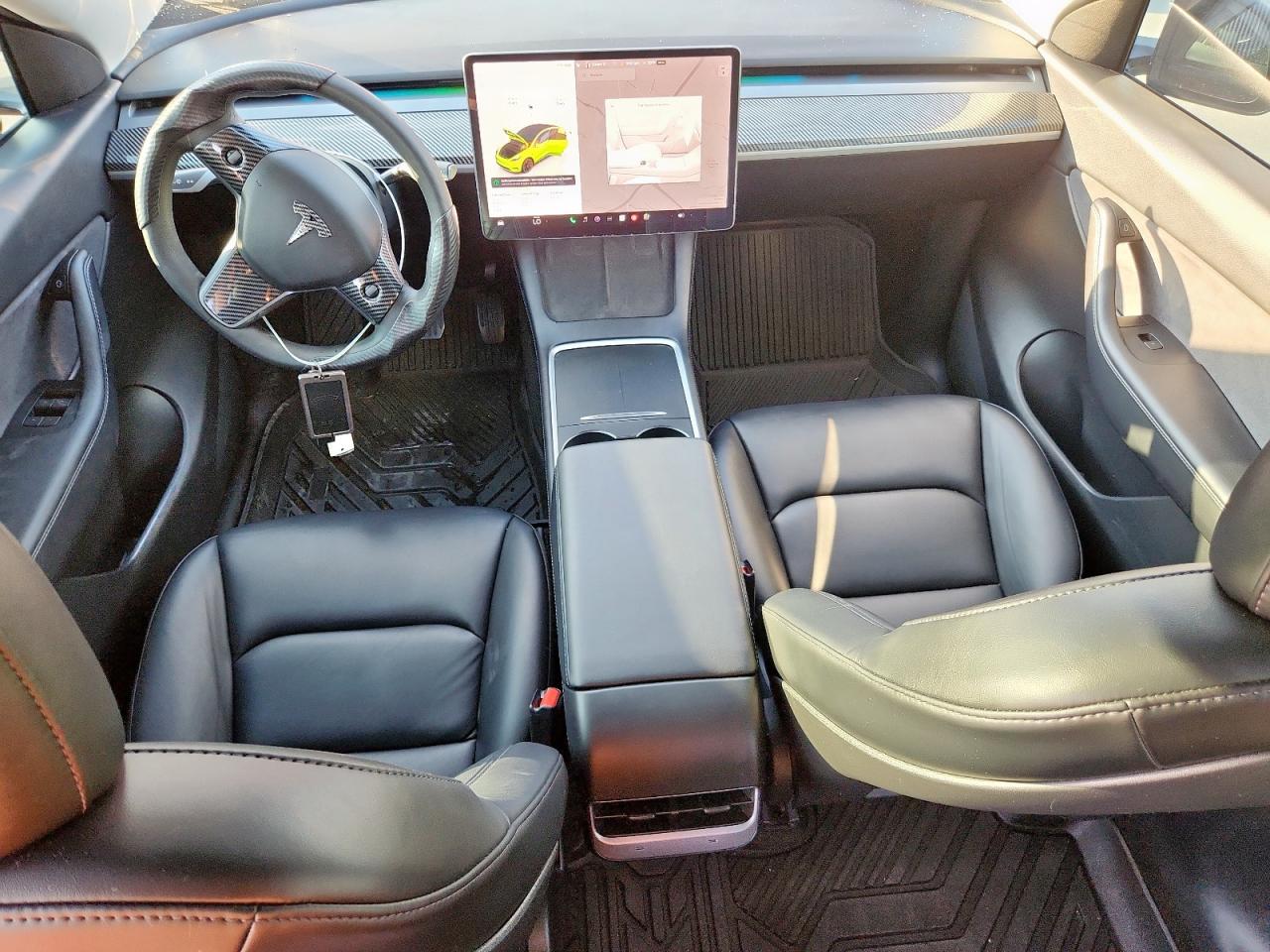 2022 Tesla Model Y VIN: 7SAYGAEE8NF390561 Lot: 84815145