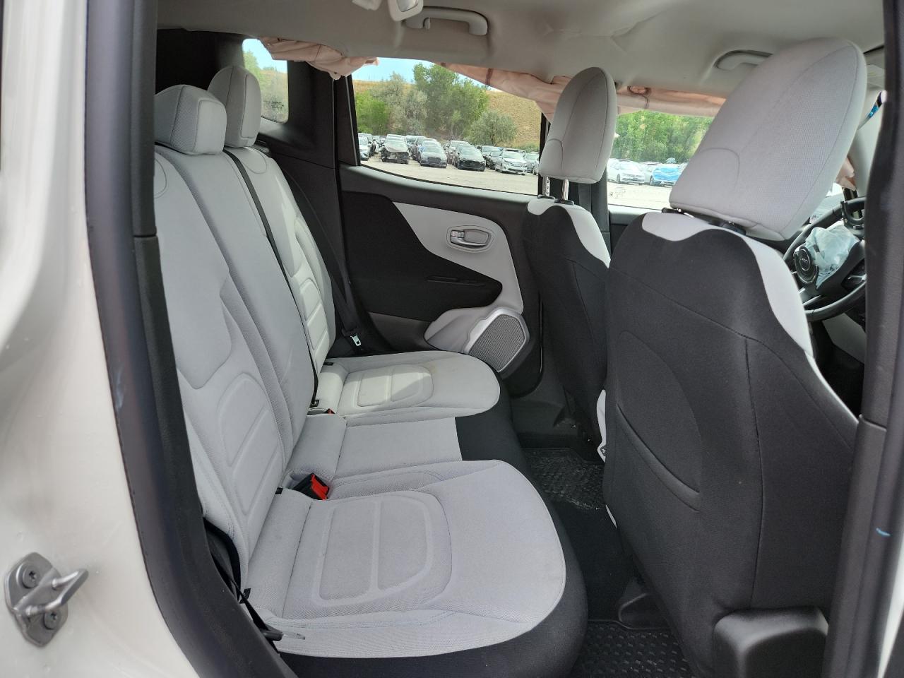 2018 Jeep Renegade Latitude VIN: ZACCJBBBXJPG72096 Lot: 80212995