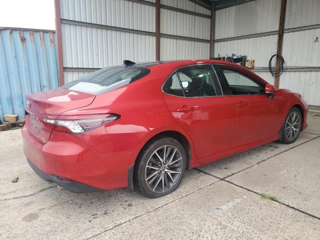  TOYOTA CAMRY 2023 Красный