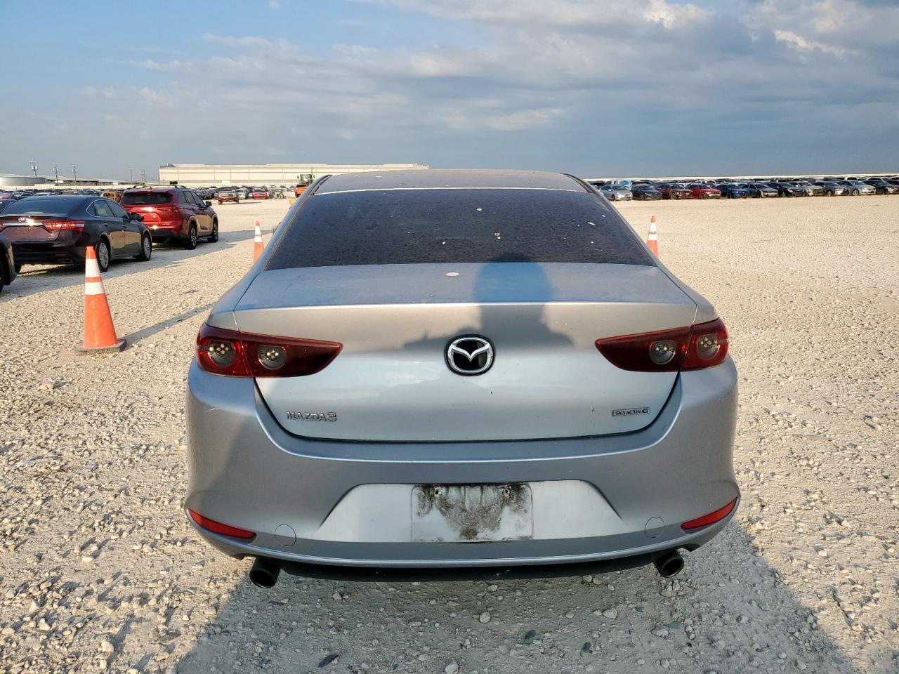 2020 Mazda 3 Select VIN: JM1BPACL8L1173781 Lot: 70204665