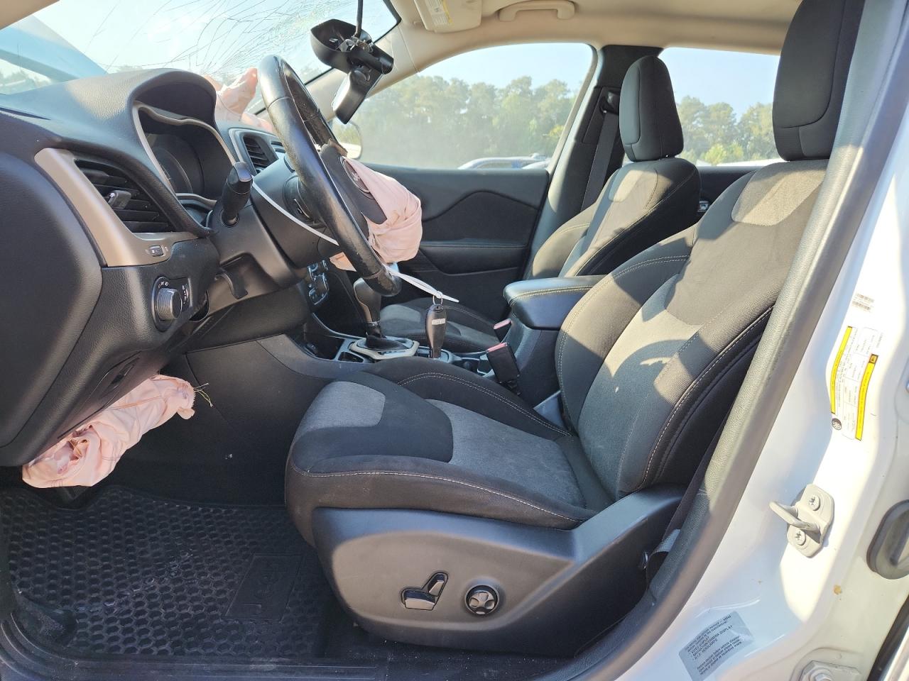 2016 Jeep Cherokee Sport VIN: 1C4PJLAB0GW280877 Lot: 81296605