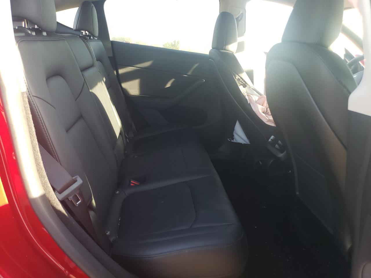 2024 Tesla Model Y VIN: 7SAYGDEE5RA255655 Lot: 81294385