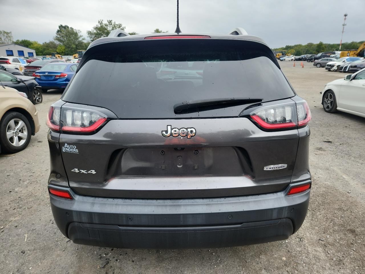 2019 Jeep Cherokee Latitude Plus VIN: 1C4PJMLB4KD213609 Lot: 80132355