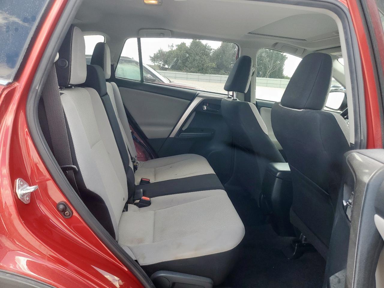 2017 Toyota Rav4 Xle VIN: JTMWFREV7HJ108901 Lot: 81708065