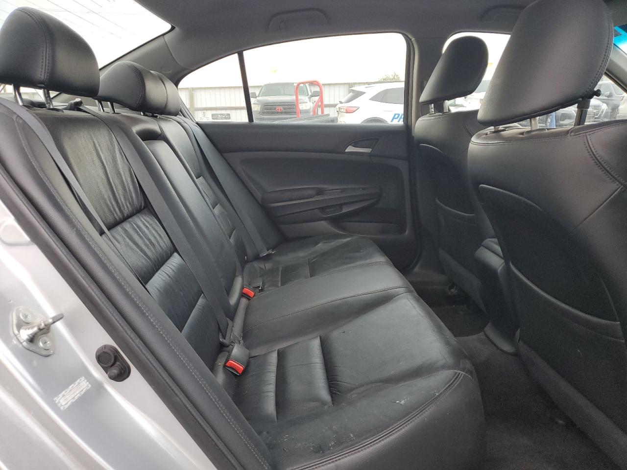 2011 Honda Accord Se VIN: 1HGCP2F6XBA050533 Lot: 80303555