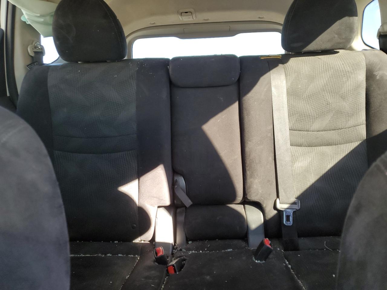 2015 Nissan Rogue S VIN: 5N1AT2MK8FC782084 Lot: 83991015