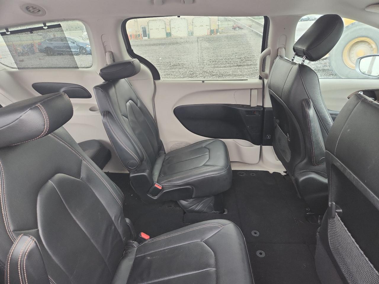 2017 Chrysler Pacifica Touring L VIN: 2C4RC1BG4HR578800 Lot: 81279515